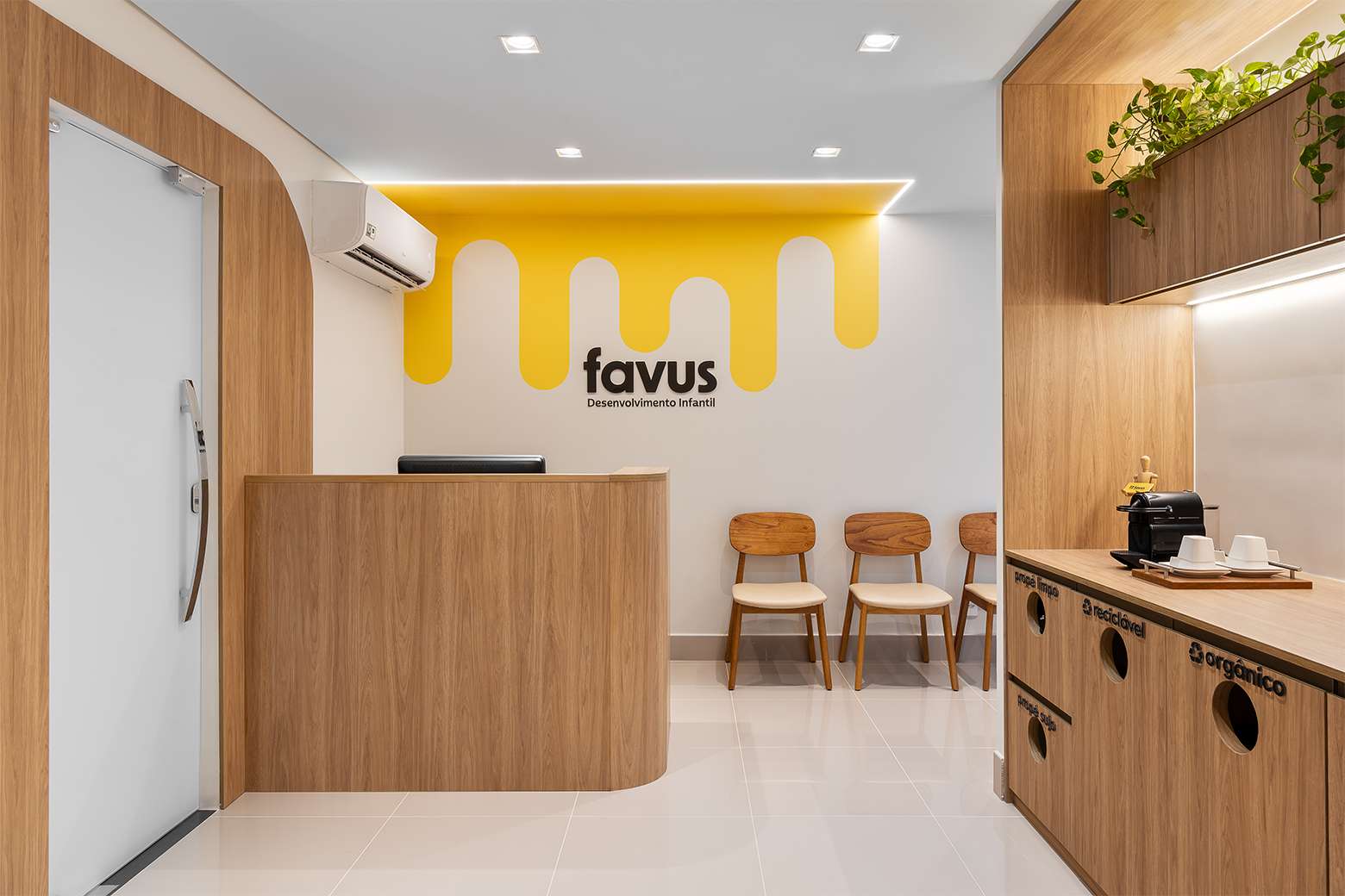 CLINICA DE DESENVOLVIMENTO INFANTIL FAVUS 12