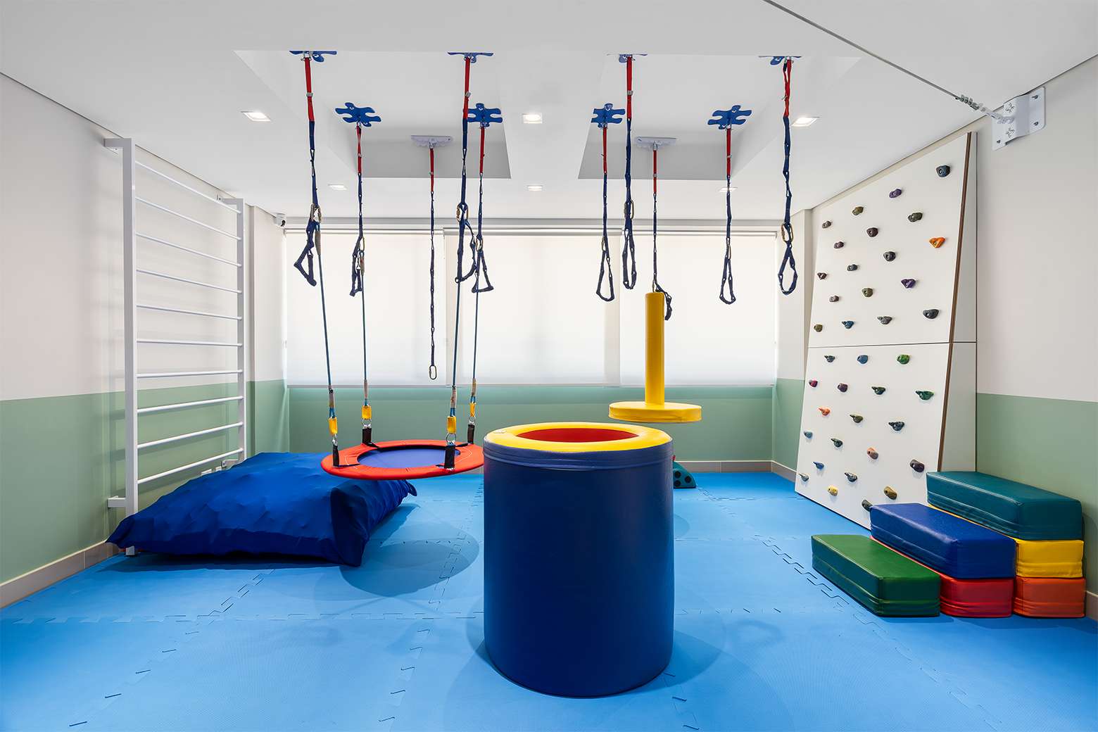 CLINICA DE DESENVOLVIMENTO INFANTIL FAVUS 3